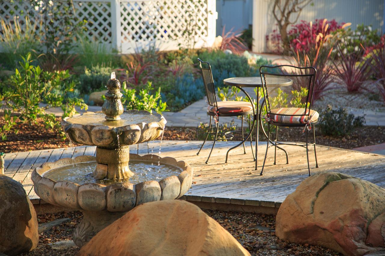 Cheshire Cat Inn & Cottages Santa Barbara Exterior photo