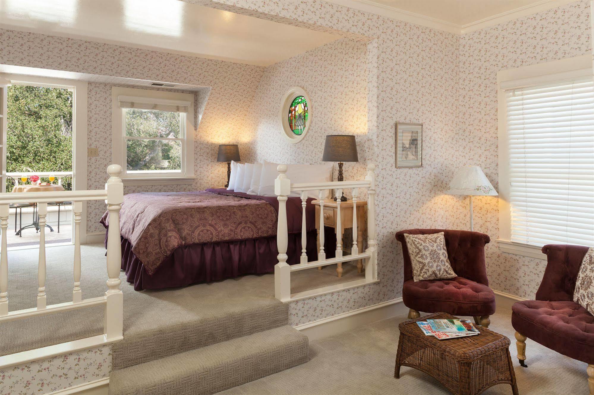 Cheshire Cat Inn & Cottages Santa Barbara Exterior photo